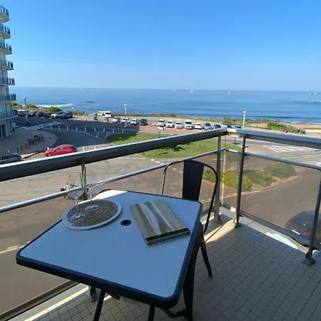 L'Arbre Du Voyageur Apartment Les Sables-d'Olonne Exterior photo